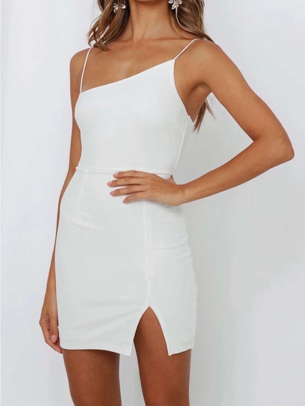 Elegant One-Shoulder Cream Mini Dress